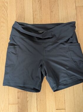 Grey Old Navy Active Powersoft Bike shorts - Never Worn